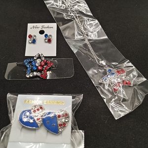 Jewelry Lot of 4/ earrings.necklace and hair pin